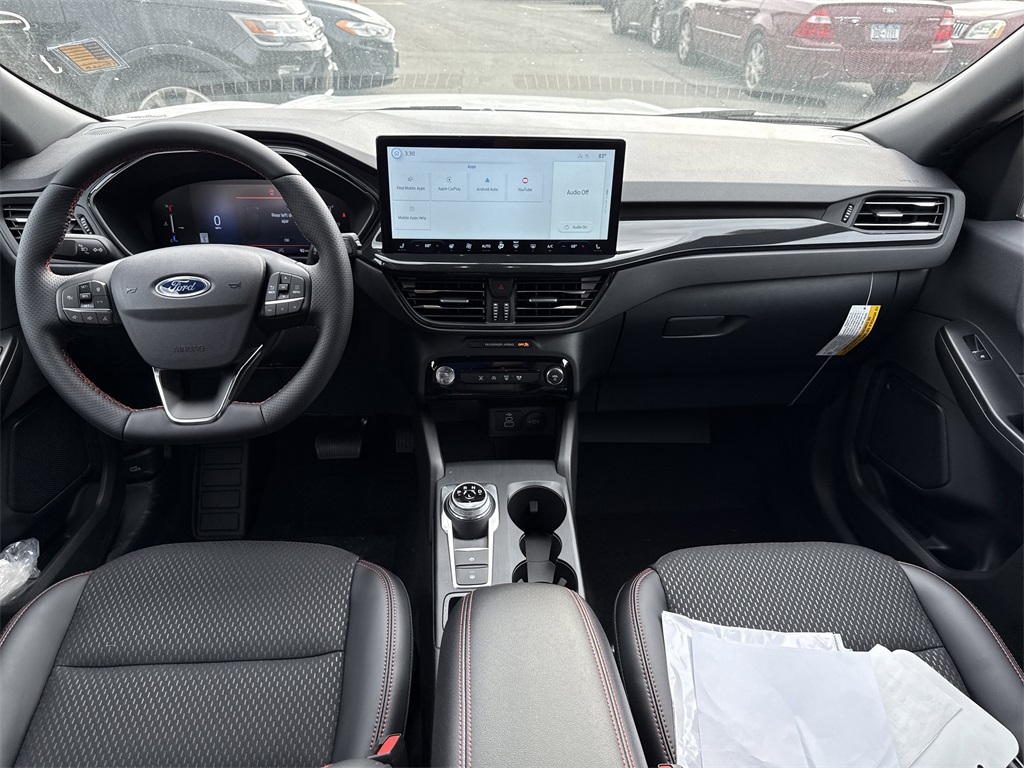2025 Ford Escape ST-Line photo 9
