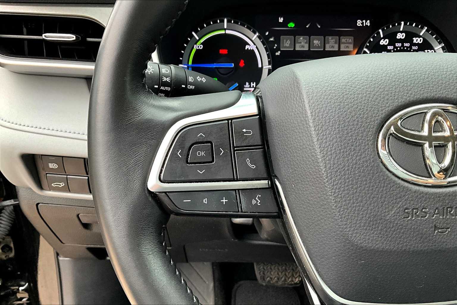 2021 Toyota Highlander Hybrid XLE photo 14