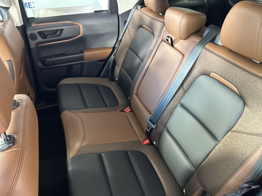 2025 Ford Bronco Sport Outer Banks photo 34