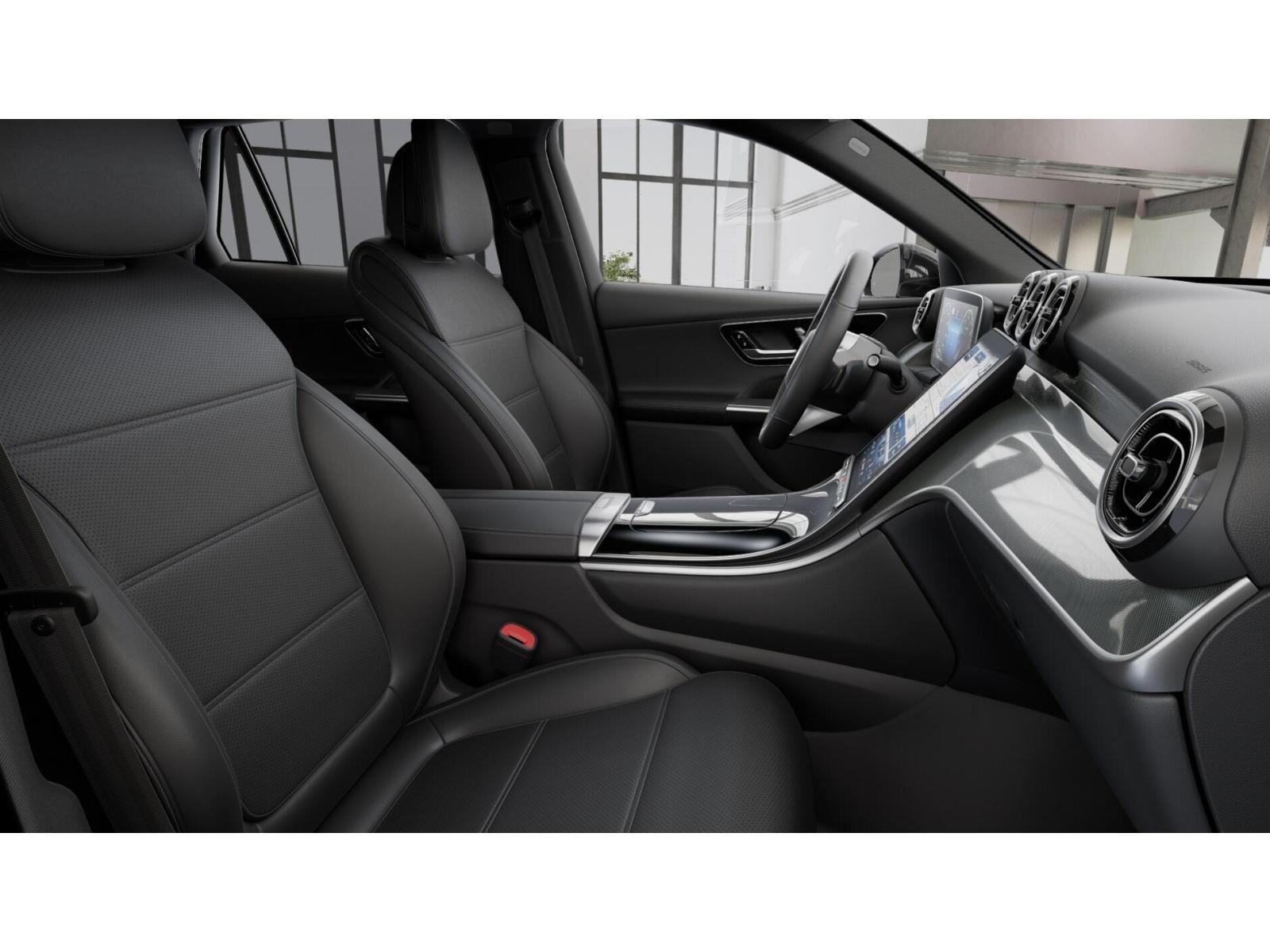 2026 Mercedes Benz GLC 300 photo 4