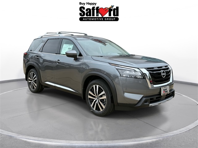 2025 Nissan Pathfinder Platinum photo 8