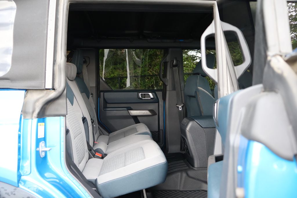 2023 Ford Bronco Outer Banks photo 38