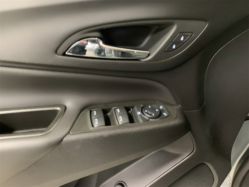 2024 Chevrolet Equinox LT photo 24