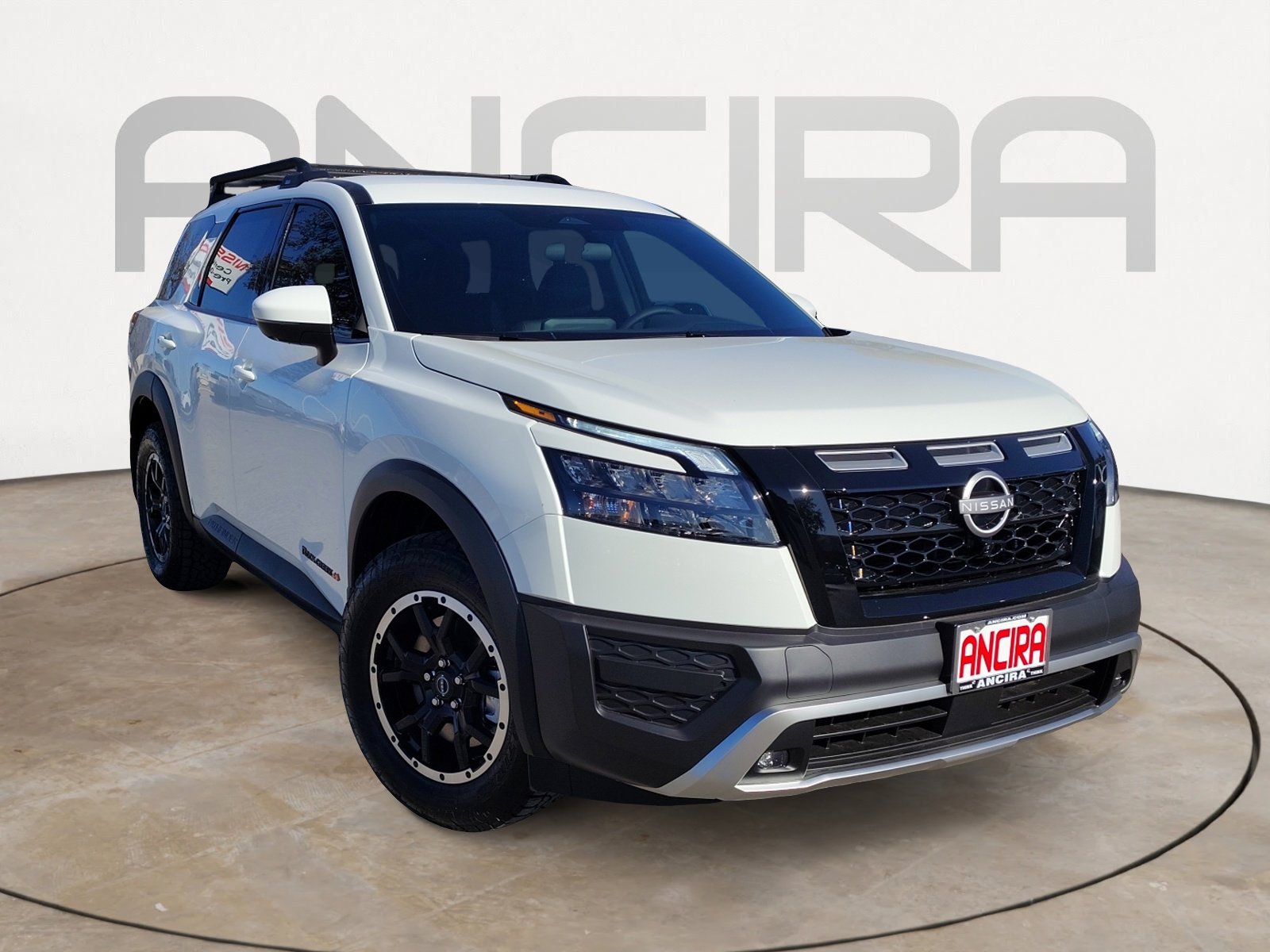 2025 Nissan Pathfinder Rock Creek photo 2