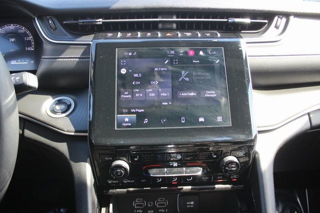 2023 Jeep Grand Cherokee Altitude photo 4