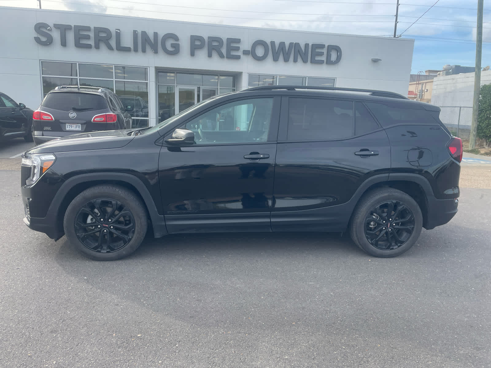 2022 GMC Terrain SLE's photo