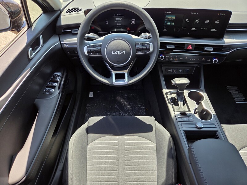 2026 Kia K5 LXS photo 8