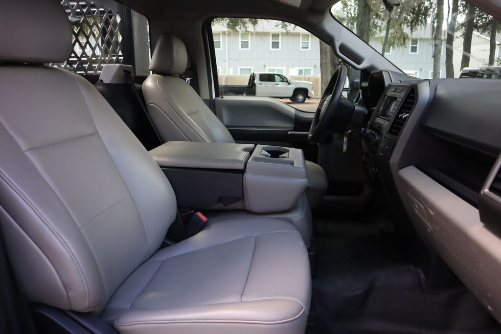 2022 Ford F-550 photo 14