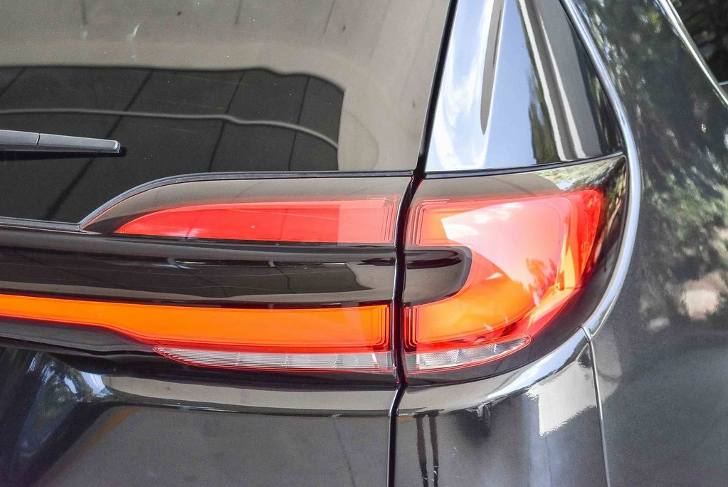 2023 Chrysler Pacifica Hybrid Touring L photo 7