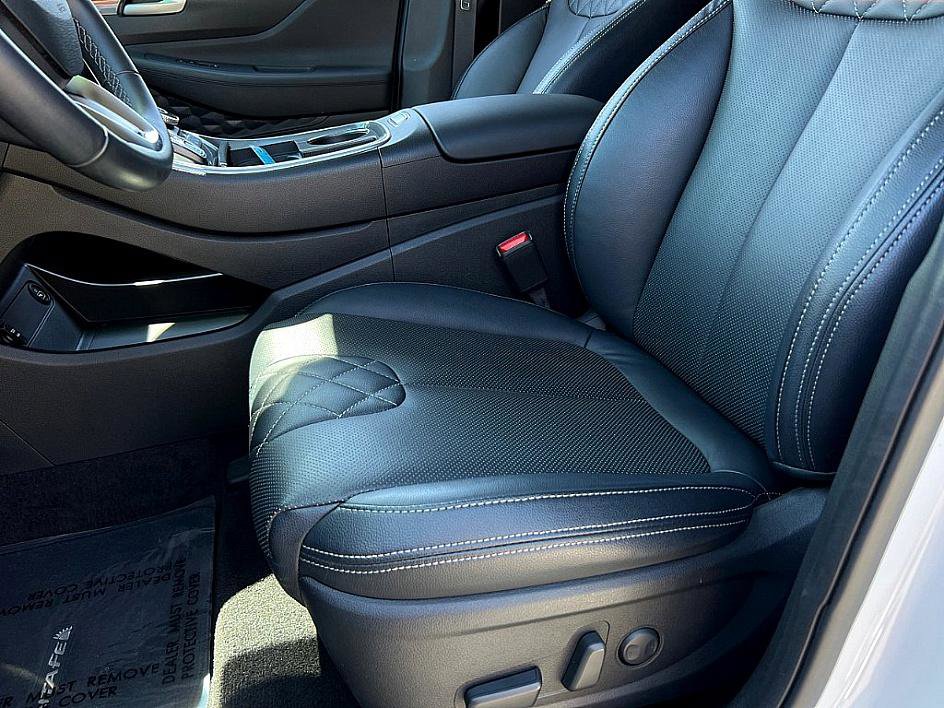 2022 Hyundai Santa Fe SEL photo 9