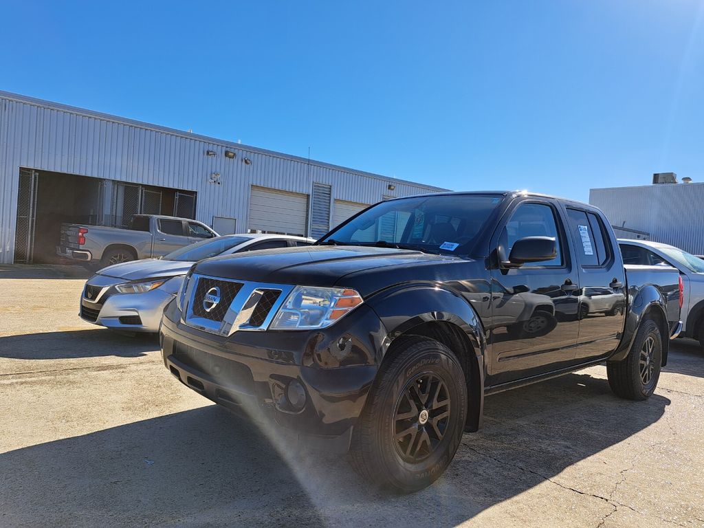 2019 Nissan Frontier SV's photo
