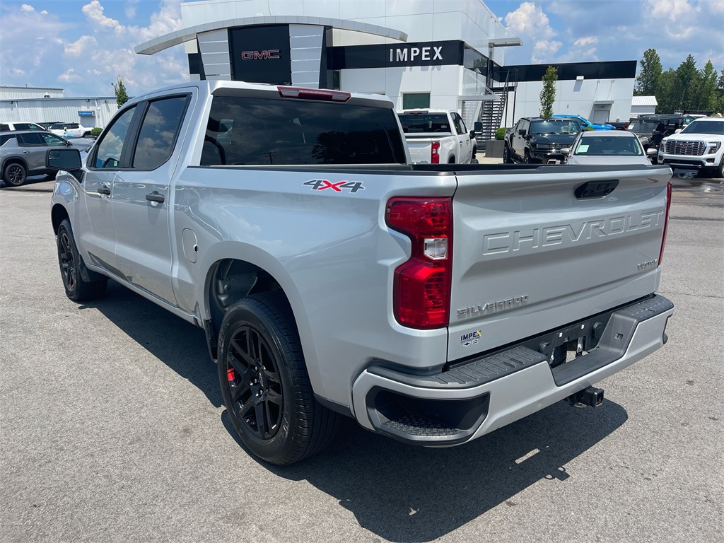 2022 Chevrolet Silverado 1500 Custom photo 2