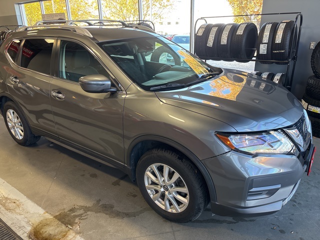 2020 Nissan Rogue S photo 2