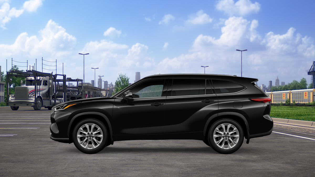 2026 Toyota Highlander Limited photo 2