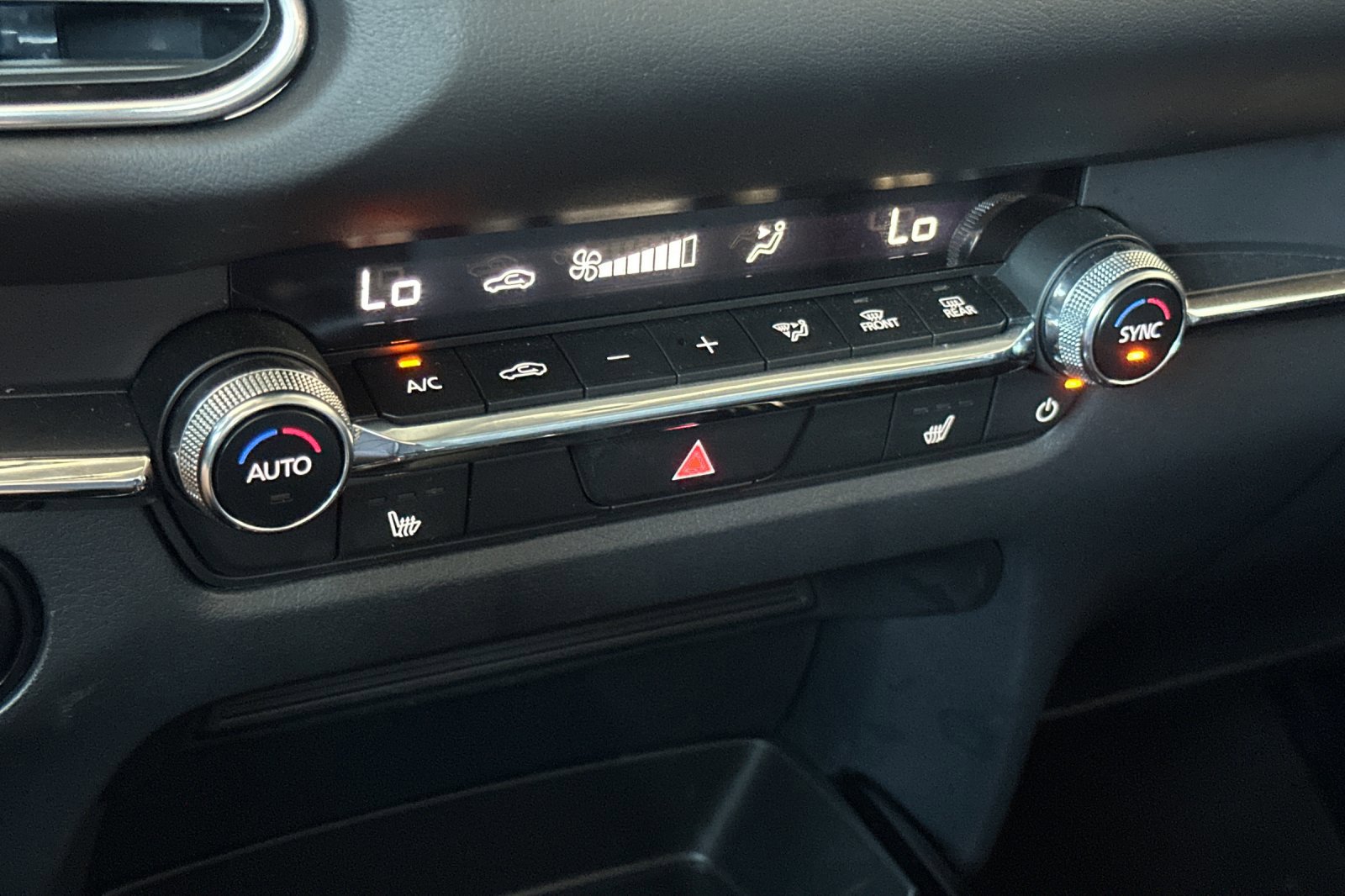 2024 Mazda CX-30 2.5 S Preferred photo 18