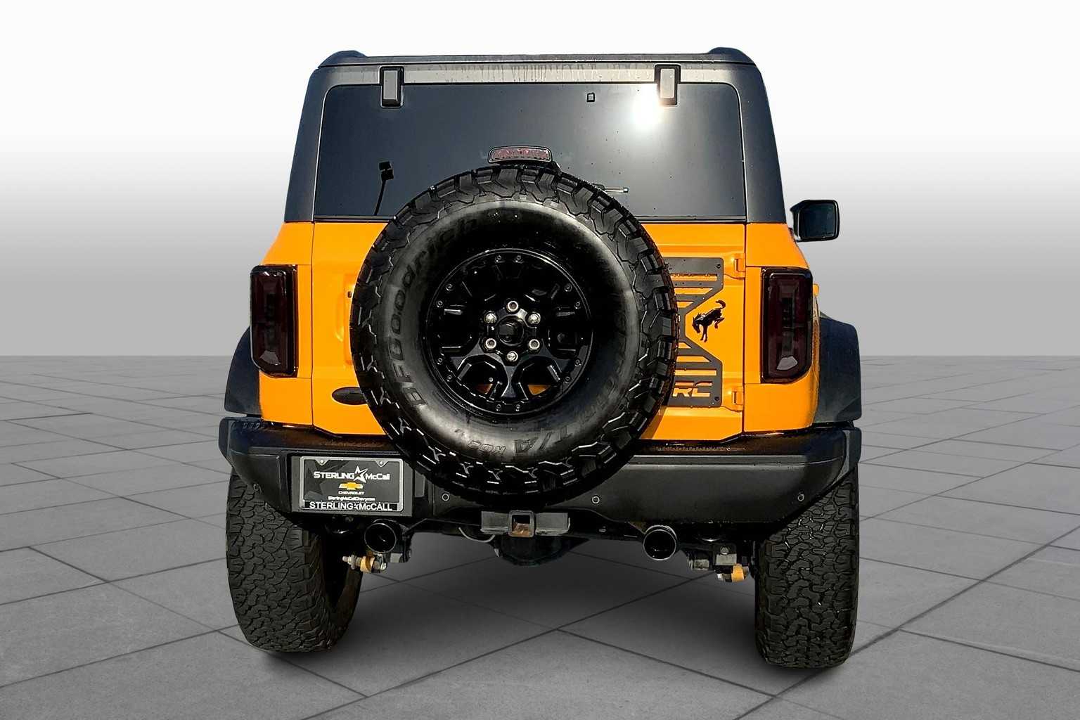 2021 Ford Bronco First Edition photo 4
