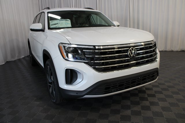 2026 Volkswagen Atlas SE Technology photo 28