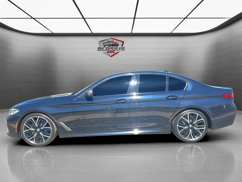 2022 Bmw M550i xDrive photo 2