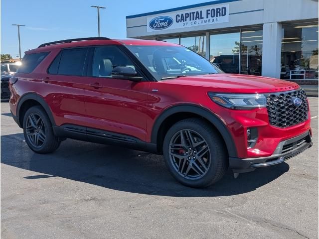 2025 Ford Explorer ST-Line photo 2