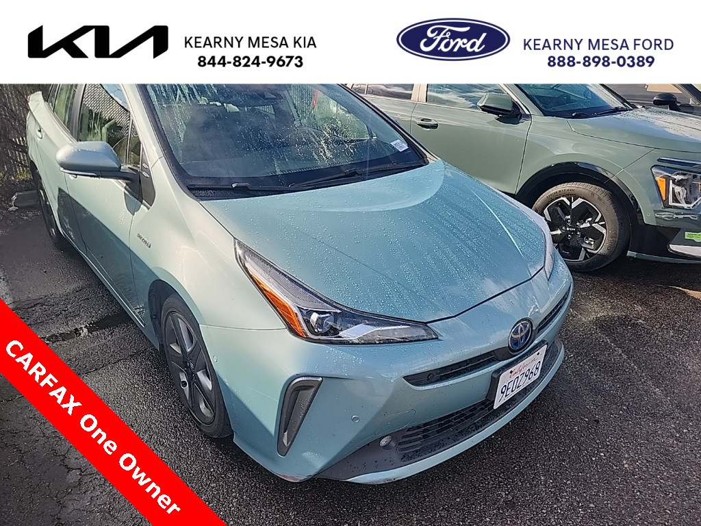 2022 Toyota Prius XLE's photo