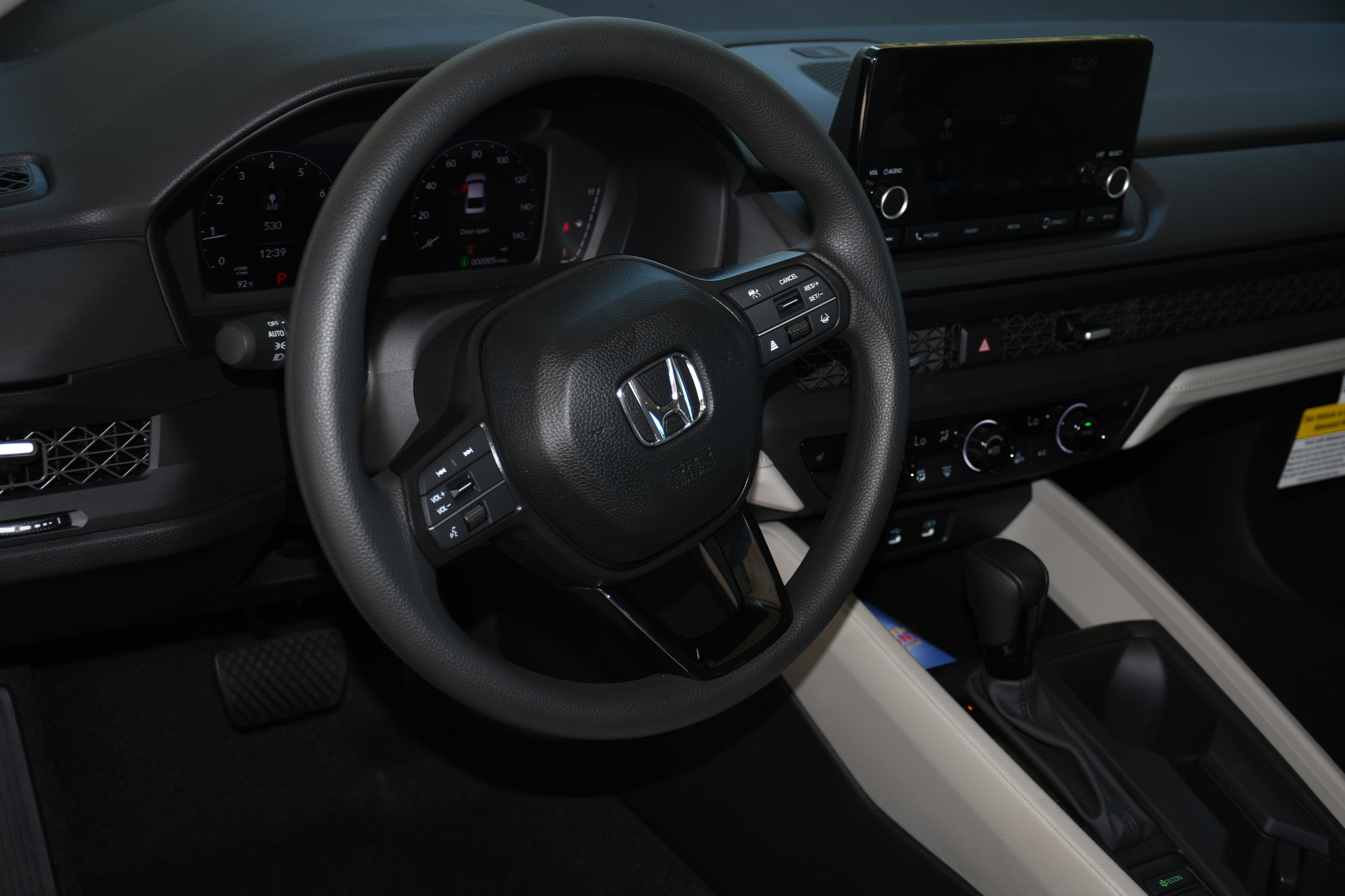 2025 Honda Accord SE photo 3