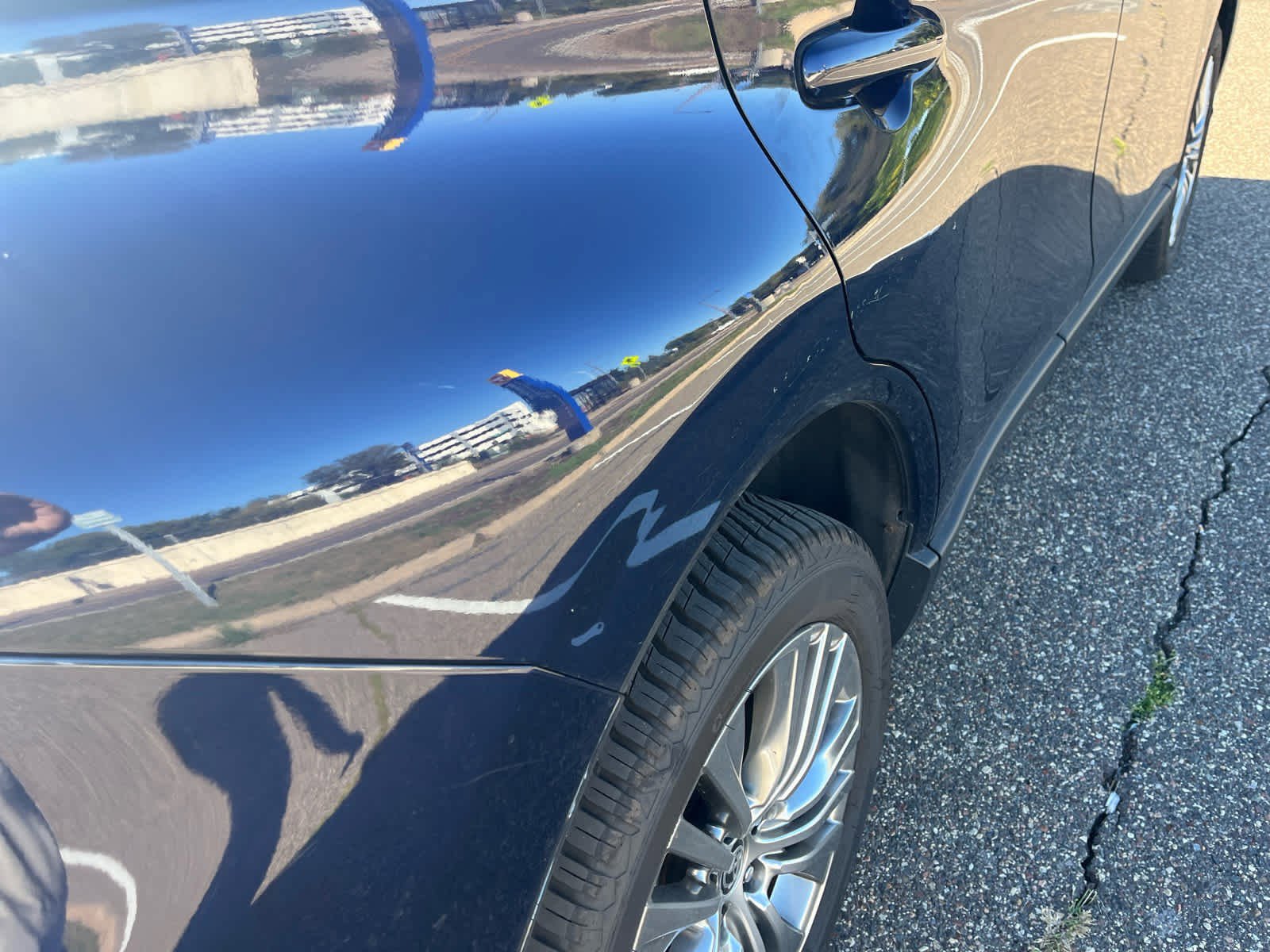 2021 Toyota Venza Limited photo 7