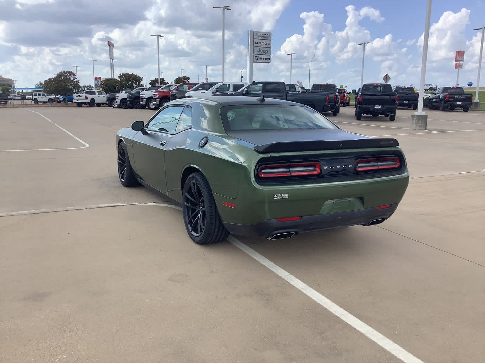 2022 Dodge Challenger R/T Scat Pack photo 8