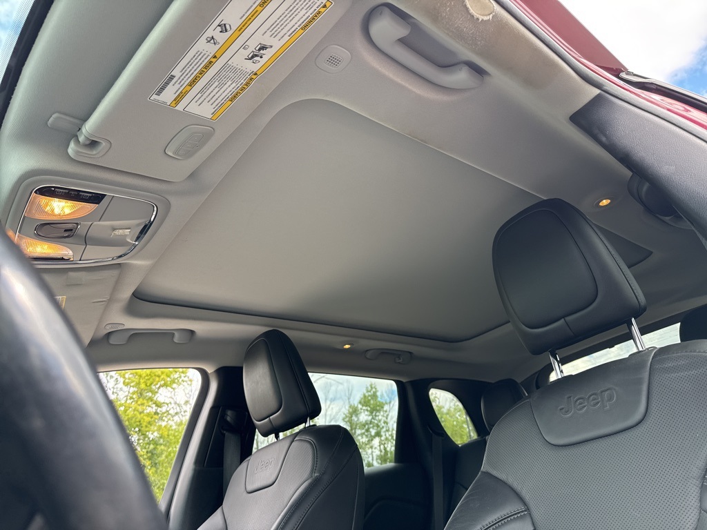 2020 Jeep Cherokee Limited photo 3