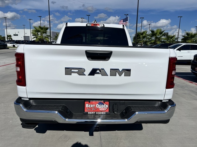 2025 Ram 1500 Tradesman photo 6