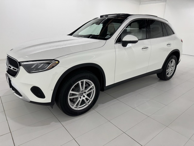 2025 Mercedes-Benz GLC