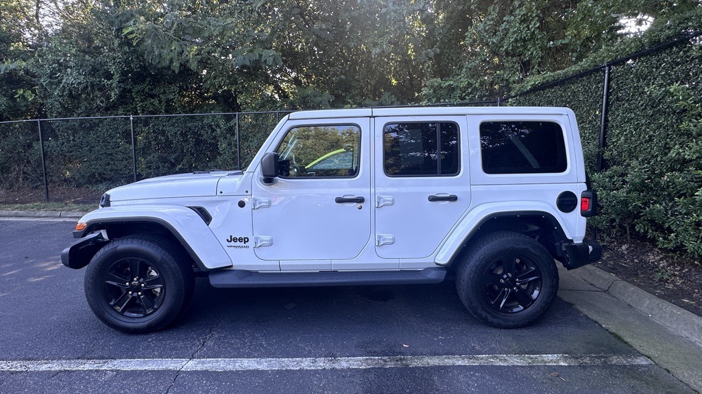 2022 Jeep Wrangler Unlimited Sahara Altitude photo 10