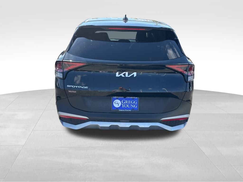 2023 Kia Sportage EX photo 4