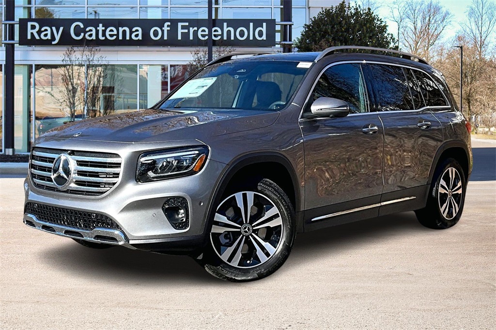 2026 Mercedes-Benz GLB GLB 250's photo
