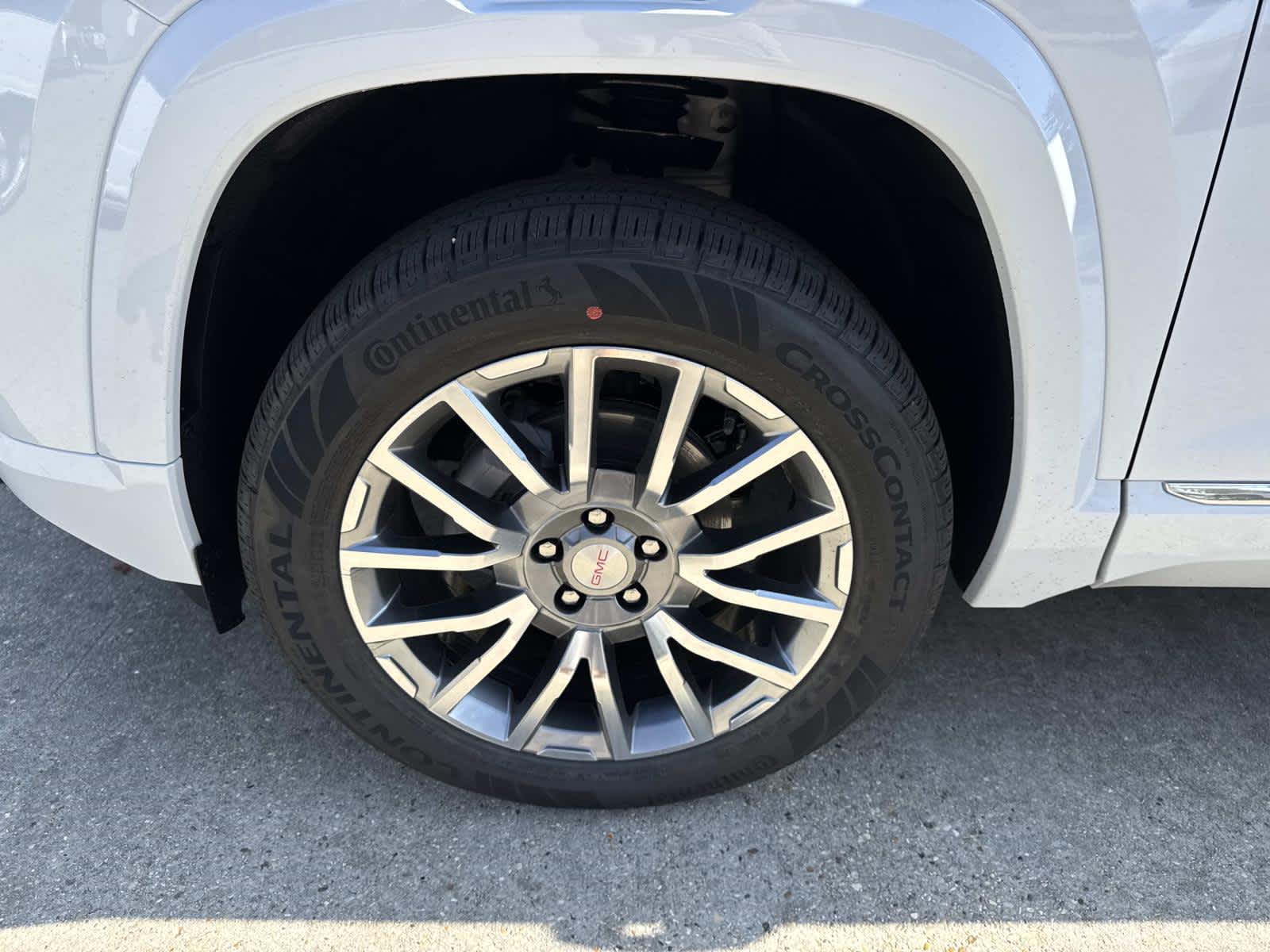 2026 Gmc Terrain Denali photo 2