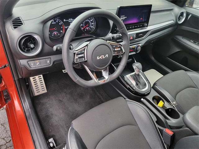 2023 Kia Forte GT-Line photo 13