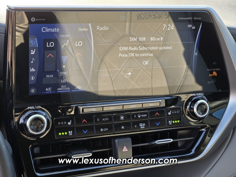 2021 Toyota Highlander Hybrid Platinum photo 23
