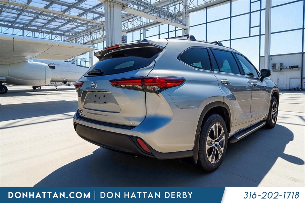 2023 Toyota Highlander XLE photo 34