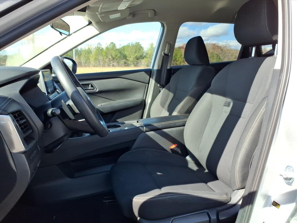 2024 Nissan Rogue S photo 4