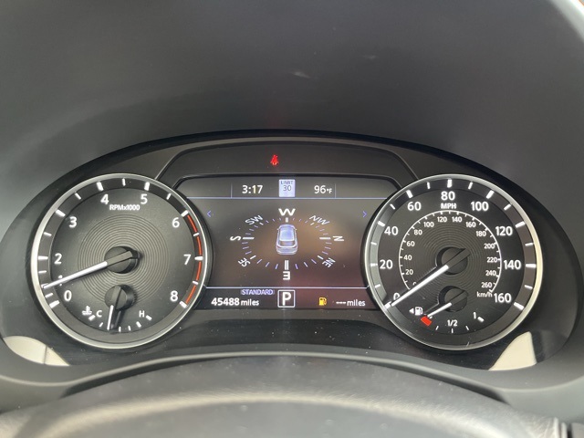 2022 Infiniti QX50 Essential photo 11
