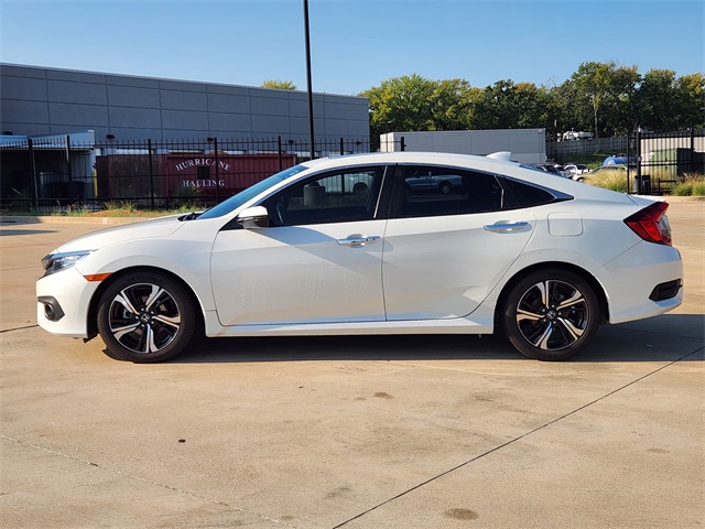 2017 Honda Civic Touring photo 4