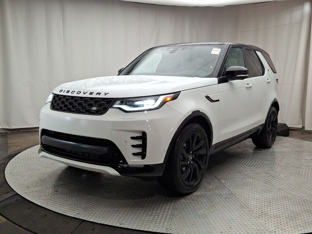 2025 Land Rover Discovery Dynamic SE's photo