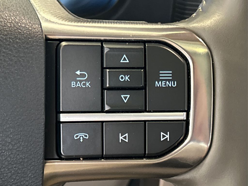 2024 Ford F-150 Platinum photo 33