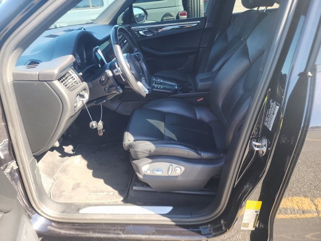 2021 Porsche Macan S photo 4