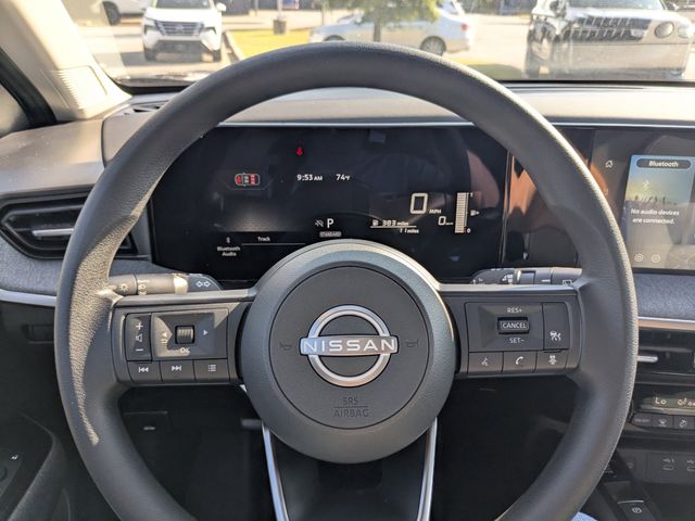 2026 Nissan Kicks SV photo 13