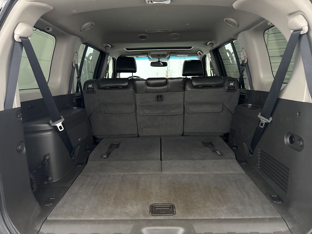 2008 Nissan Pathfinder LE photo 16