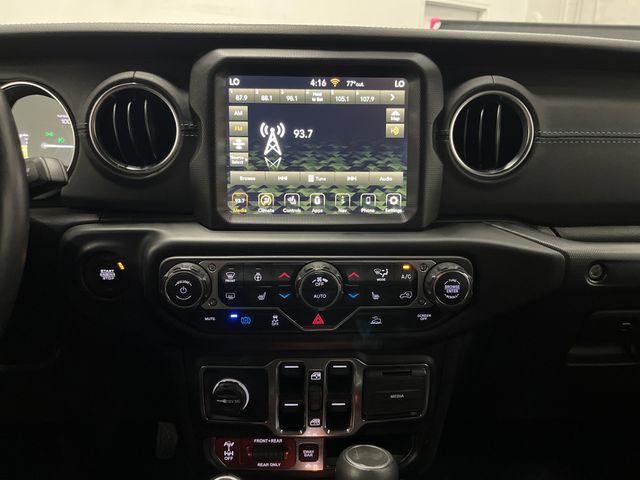2022 Jeep Wrangler Unlimited Rubicon 4xe photo 8