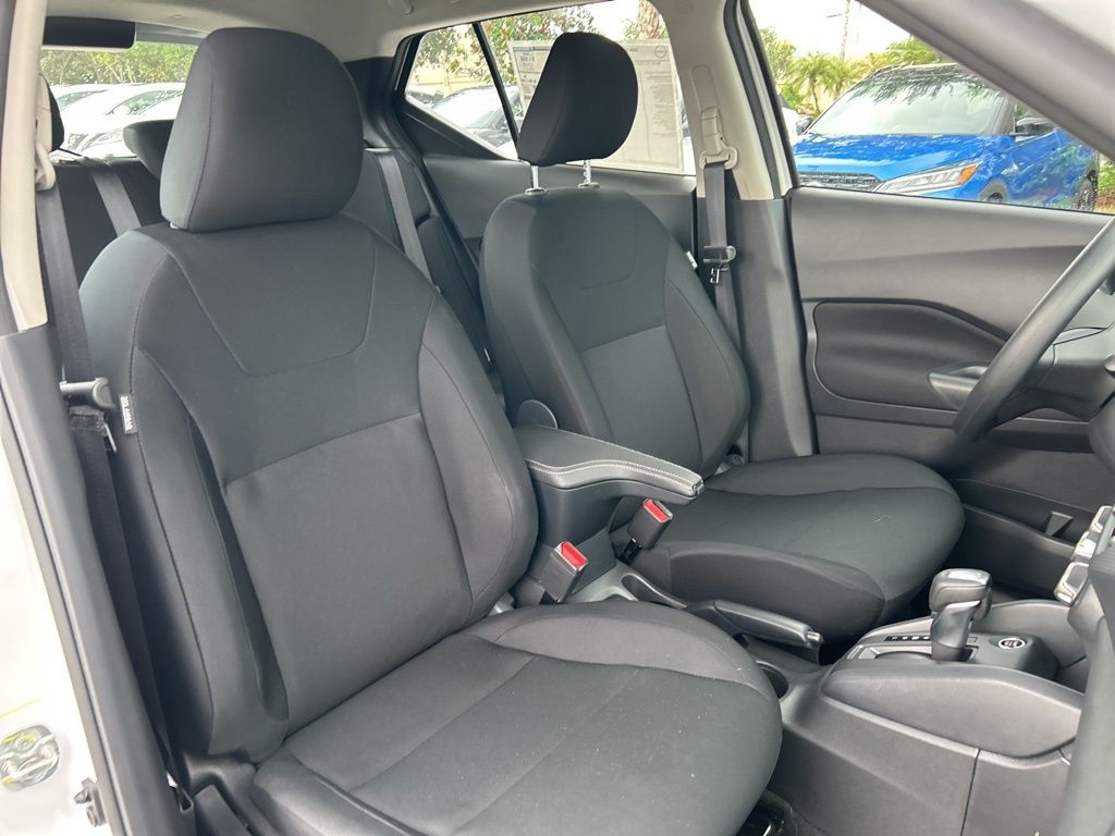 2024 Nissan Kicks S photo 33
