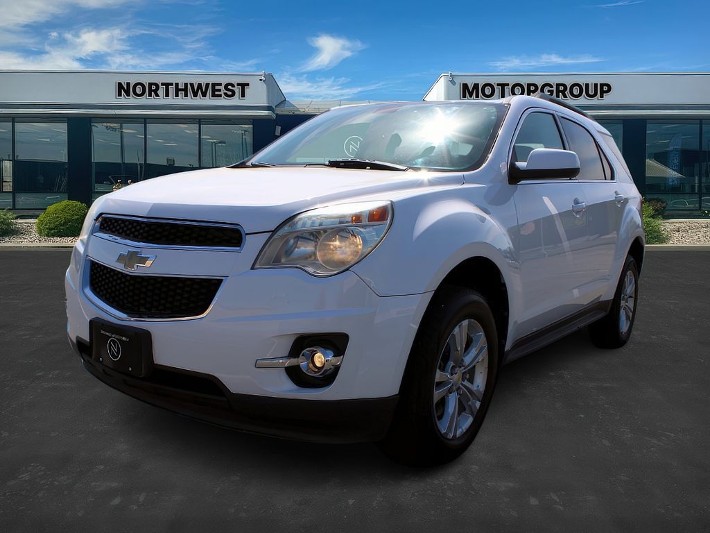2011 Chevrolet Equinox photo 3