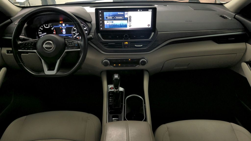 2023 Nissan Altima 2.5 SV photo 24