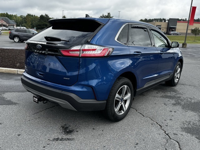 2021 Ford Edge SEL photo 3
